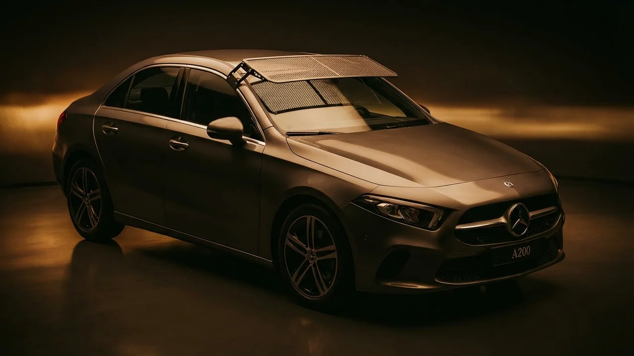 Mercedes-Benz A200 Car Windscreen Sunvisor - 1