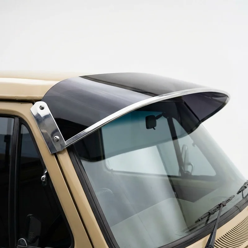 Przyciemniana osłona akrylowa na szybę do Dodge W300 (1975 - 1980) - 1