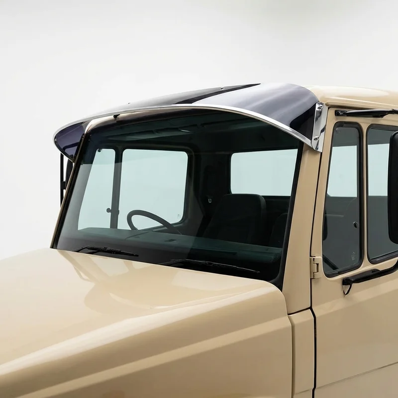Tinted Acrylic Windscreen Sunvisor for Freightliner FL60 (1991 - 2004) - 1